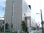 京都銀行寺田駅前出張所（223m）