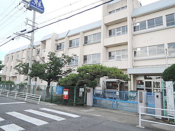画像26:【小学校】阪南市立西鳥取小学校まで832ｍ