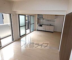 京阪本線 出町柳駅 徒歩7分の賃貸マンション 2階2LDKのリビング/ダイニング