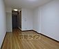 寝室：落ち着いた雰囲気のお部屋です