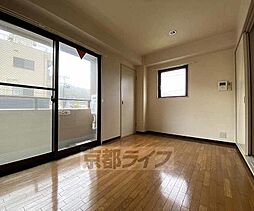 JR山陰本線 嵯峨嵐山駅 徒歩7分の賃貸マンション 4階1DKのリビング/ダイニング