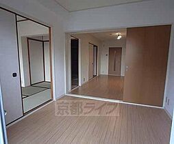 JR山陰本線 太秦駅 徒歩10分の賃貸マンション 3階2LDKのリビング/ダイニング