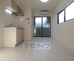 JR山陰本線 花園駅 徒歩2分の賃貸アパート 1階1DKのリビング/ダイニング