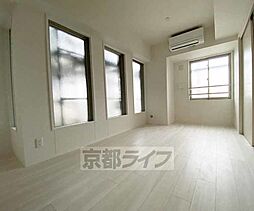 京都地下鉄東西線 二条城前駅 徒歩13分の賃貸マンション 1階1LDKのリビング/ダイニング