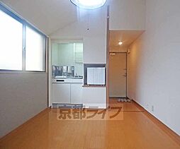 京阪本線 神宮丸太町駅 徒歩6分の賃貸マンション 3階ワンルームのリビング/ダイニング