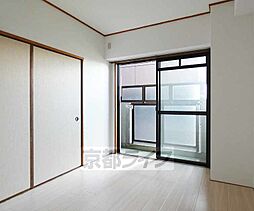 メゾン・ド・フローラ 302 3階2DKのリビング/ダイニング