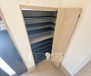 靴収納付きの玄関
