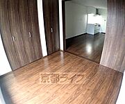 フローリングでとても綺麗なお部屋です
