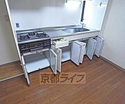 キッチンの別角度です。