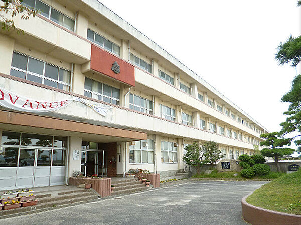 画像19:日立市立久慈中学校（443m）