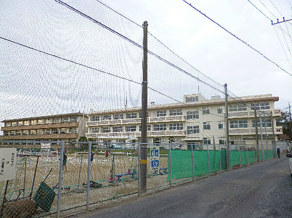 画像19:日立市立坂本中学校（1751m）
