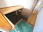 シューズボックス