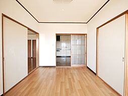 居間