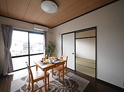 居間