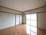 その他：洋室8帖