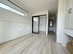 IRIE PAWS 101 1階1LDKのリビング/ダイニング