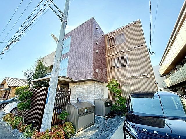 4 / 15