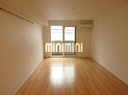 グランドウエスト横浜 1階ワンルームのリビング/ダイニング