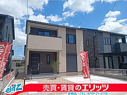 タマタウン彦富町〜家族用・来客用に玄関が分けられる4LDK〜