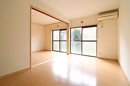 メゾンドールサシダ 0106 1階1LDKのリビング/ダイニング