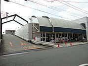 マルフジ東中神店 400m