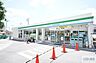 周辺：ファミリーマート宝塚山本駅前店 641m