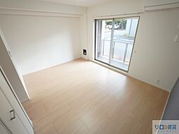 エクセル宝塚 1階1Kのリビング/ダイニング