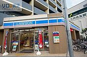 ローソン川西小花一丁目店 214m