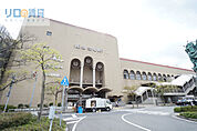 パントリーJR宝塚駅店 375m