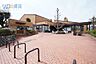 周辺：宝塚市立中央図書館 860m