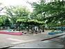 周辺：代々木大山公園（815m）