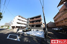 セレスティア荒子二丁目  ｜ 愛知県名古屋市中川区荒子2丁目120（賃貸アパート1LDK・3階・40.99㎡） その1