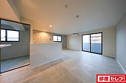 Celenest浄心 4階2LDKのリビング/ダイニング