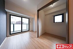 ルネフラッツ浄心 5階1LDKのリビング/ダイニング