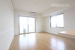 ロイヤルパークスERささしま 11階3LDKのリビング/ダイニング