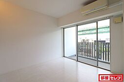 FLATS GAZERY 4階ワンルームのリビング/ダイニング