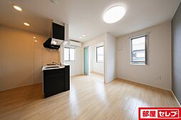 クオレ 2階1LDKのリビング/ダイニング