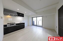 プラッツ名駅 5階1SLDKのリビング/ダイニング