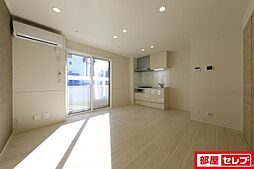 アリヴィオ 1階ワンルームのリビング/ダイニング