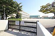 大治町立大治小学校 324m