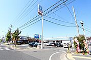 ローソン名古屋西インター店 674m