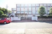 名古屋市立稲西小学校 719m