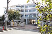 名古屋市立万場小学校 128m
