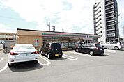 セブンイレブン名古屋草平町店 378m