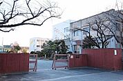 名古屋市立春田小学校 108m