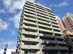 ローレルコート久屋  ｜ 愛知県名古屋市東区泉1丁目10-30（賃貸マンション3LDK・3階・75.22㎡） その1