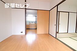 居間
