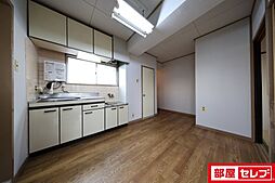 居間