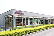 成城石井名古屋セントラルガーデン店 413m