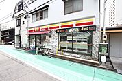 ニューヤマザキデイリーストア新栄二丁目店 122m
